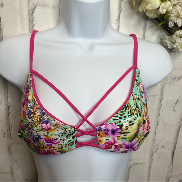 Beach Bunny Lady Lace Pink tropical bikini set - Picture 3 of 7